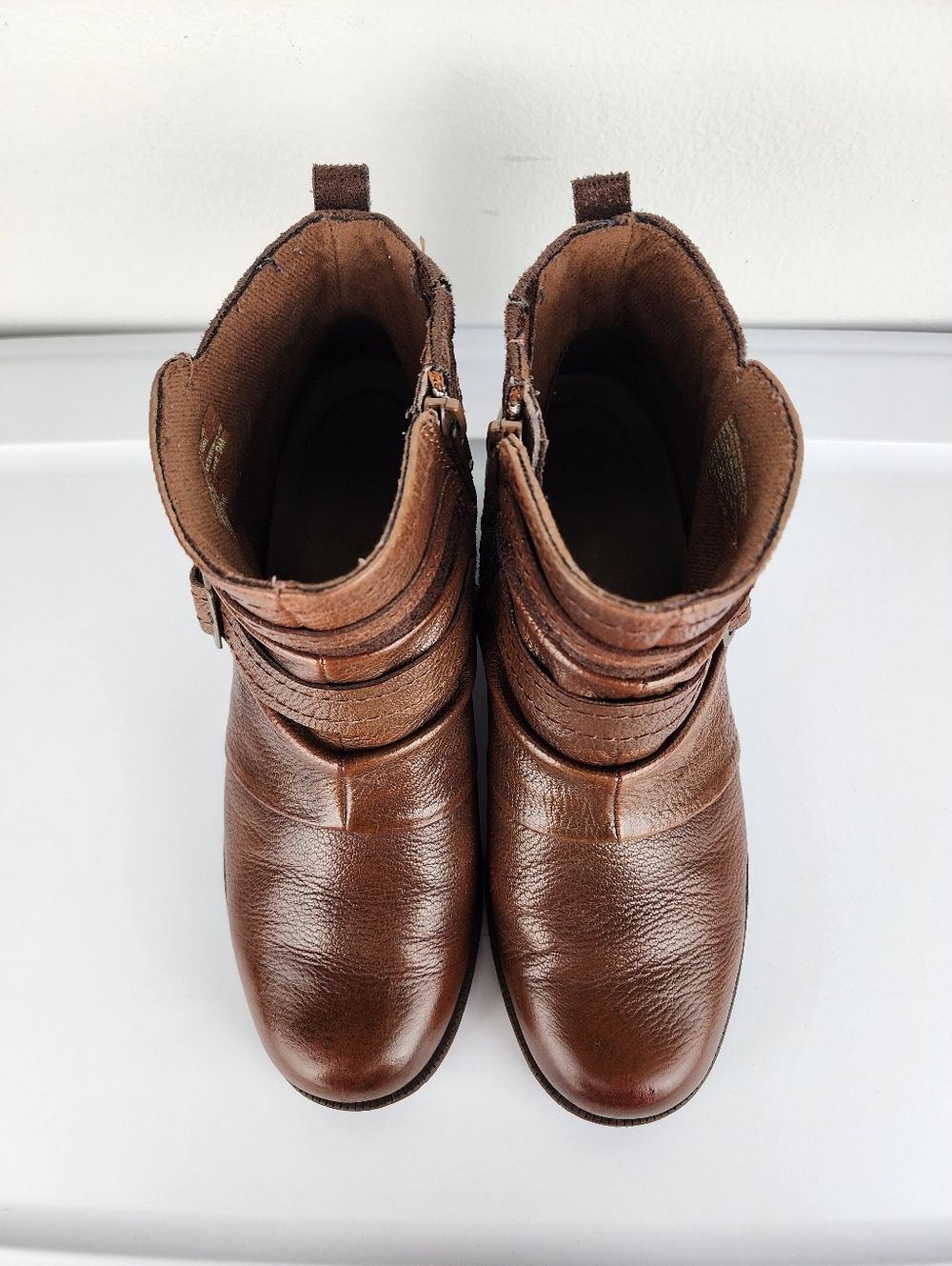 Earth Origins Chestnut Brown Leather Ankle Booties Zippered with Buckle Size 9 - Picture 7 of 13